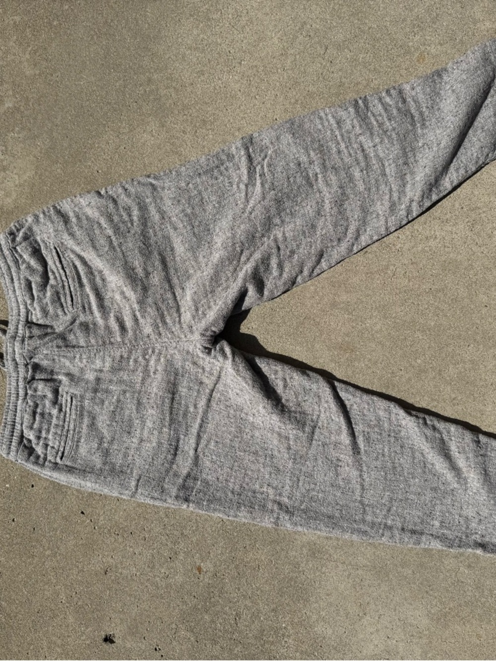 Men’s Knit Drawstring Pants - Picture 3 of 3